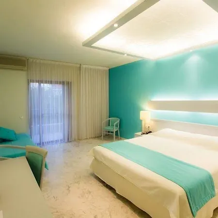 Bourtzi Отель 4*