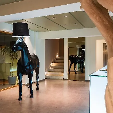 Bourtzi 4* Скиатос