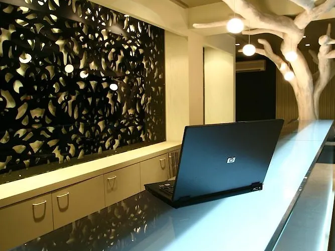 Отель Bourtzi Скиатос