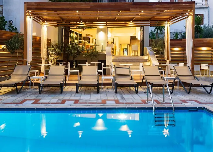 Bourtzi Skiathos stad